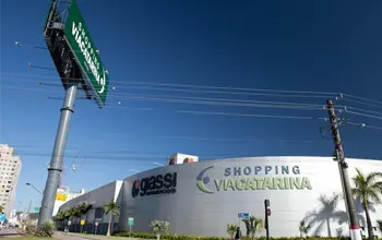 SHOPPING VIA CATARINA